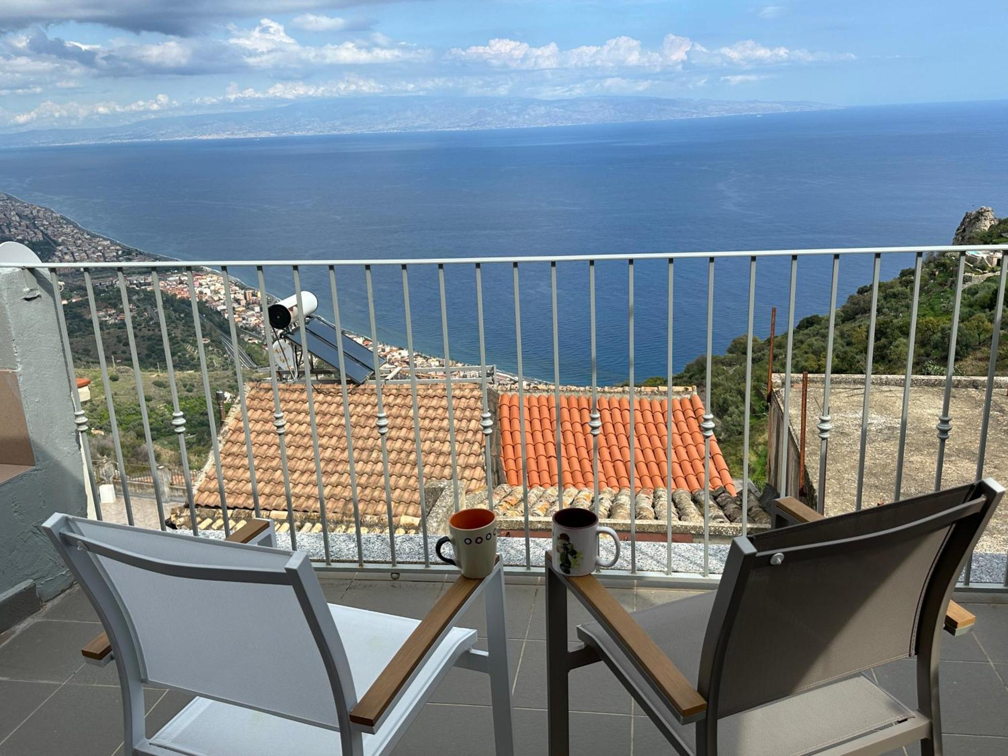 Al Vicoletto House Villa Forza dʼAgro Buitenkant foto